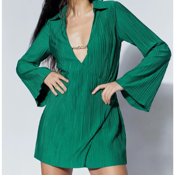 Meshki Azar Crinkle Mini Dress With Hardware - Emerald XL - Picture 1 of 1
